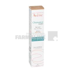 Avene Cleanance Women emulsie de zi SPF30 nuantatoare 40 ml