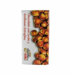 Ciocolata cu lapte si alune de padure 30% cacao, 150g - Sole