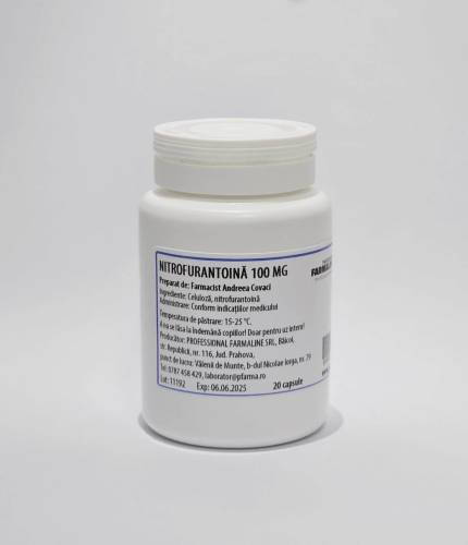 Nitrofurantoina 100 mg  20 capsule