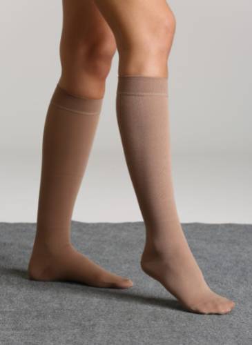 Morsa Cyberg ciorapi compresie medie 20-30 mm hg, clasa a II-a, pana la genunchi, crem, XXL, varf inchis